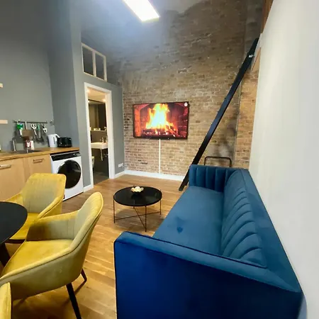 Central Studio In 5 Minutes To Alexanderplatz Apartment *