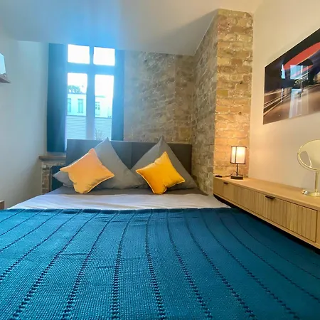 Central Studio In 5 Minutes To Alexanderplatz Apartment