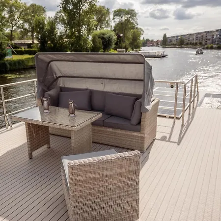 Nena Hausboot Berlin
