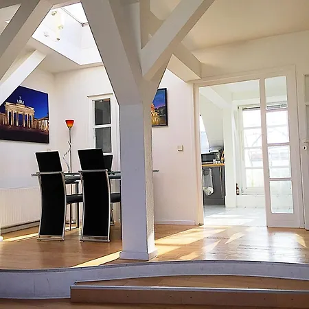 Apartment Ueber Den Daechern Von Berlin