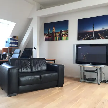 Apartment Ueber Den Daechern Von