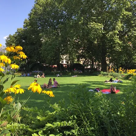 Ueber Den Daechern Von Berlin