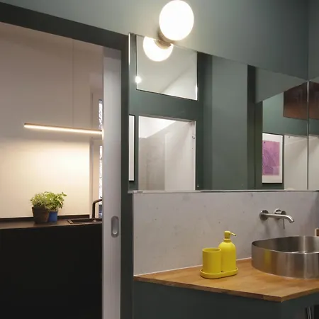 Poets Place Design In Kreuzberg - Space For 8 Persons Apartment *
