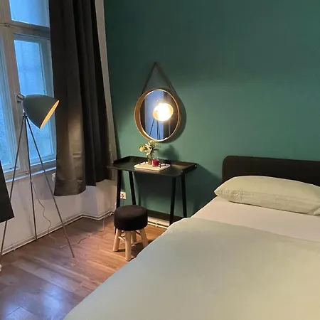 Urban Im Prenzlauer Kiez Naehe Mauerpark Apartment Berlin
