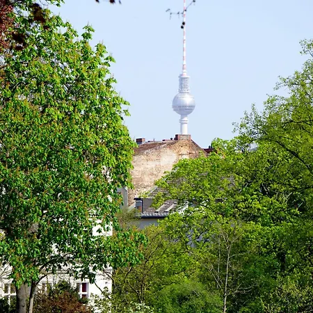 Poets Place Design In Kreuzberg - Space For 8 Persons *