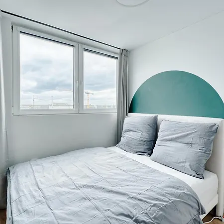 Apartment Big Urban Loft - Bis Zu 20 Personen - 180qm - 180 Grad Skyline Balkon *