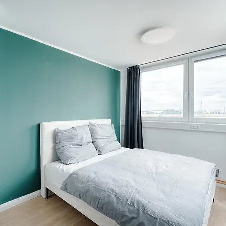 Big Urban Loft - Bis Zu 20 Personen - 180qm - 180 Grad Skyline Balkon Apartment *