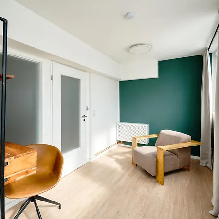 Apartment Big Urban Loft - Bis Zu 20 Personen - 180qm - 180 Grad Skyline Balkon *