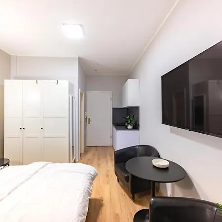 Bh5 Ron Apartment *