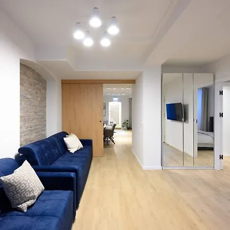 Apartment Huge Designer In Mitte 120 Sqm