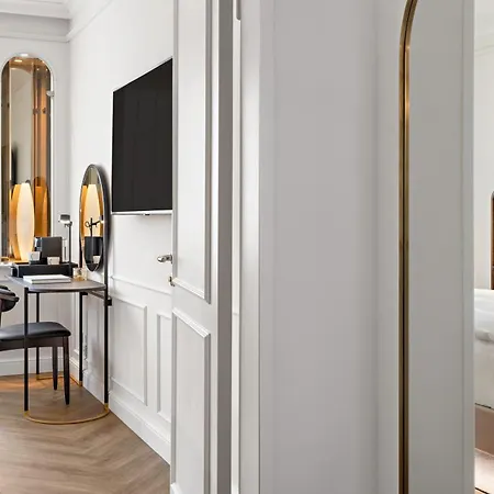 Hotel Bristol 5*