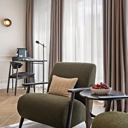 Bristol Hotel 5*