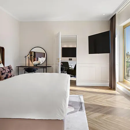 Hotel Bristol 5*