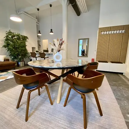 Central Studio In 5 Minutes To Alexanderplatz Apartment *