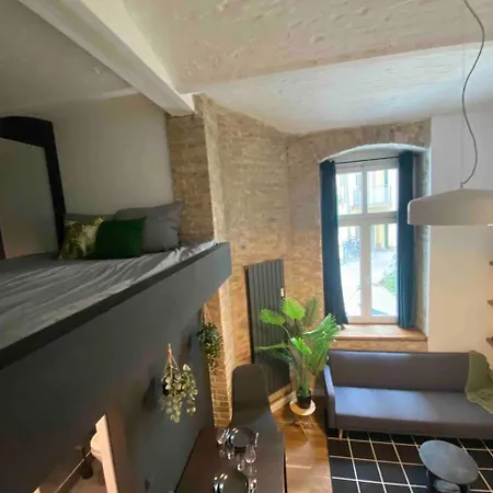 Central Studio In 5 Minutes To Alexanderplatz Apartment