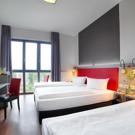 Otel H+ 4youth Berlin