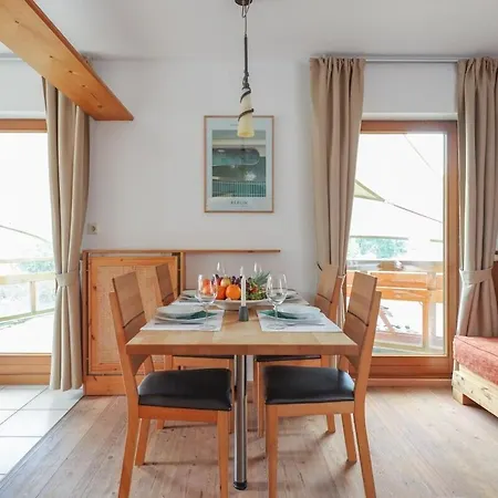 Mozart Apartment *