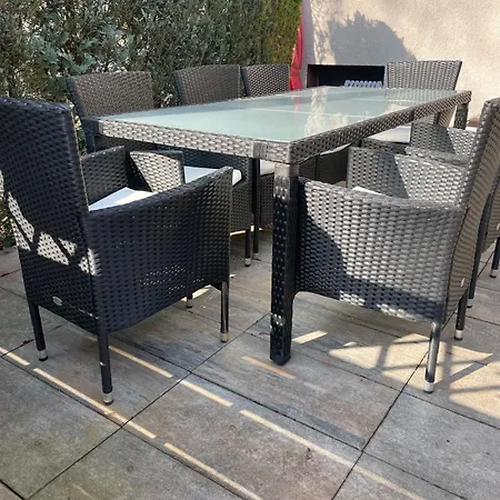Casa vacanze Haus Mit Garten In Neukoelln *