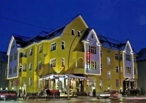 Szálloda Karlshorst 3*