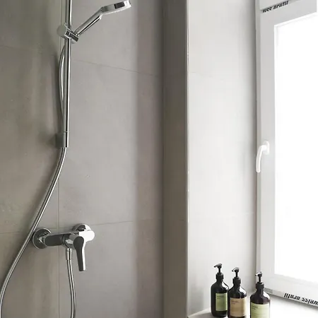 Nook X Salon - Gallery-apartment In Friedrichshain Berlino