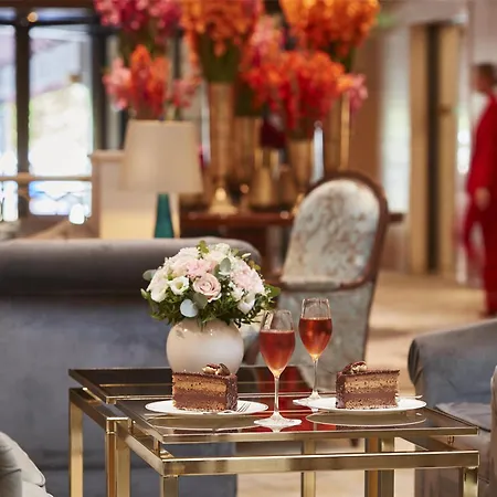 Adlon Kempinski Hotel 5*