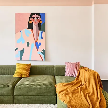 Poets Place Design In Kreuzberg - Space For 8 Persons