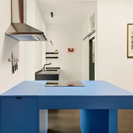 Poets Place Design In Kreuzberg - Space For 8 Persons Berlin