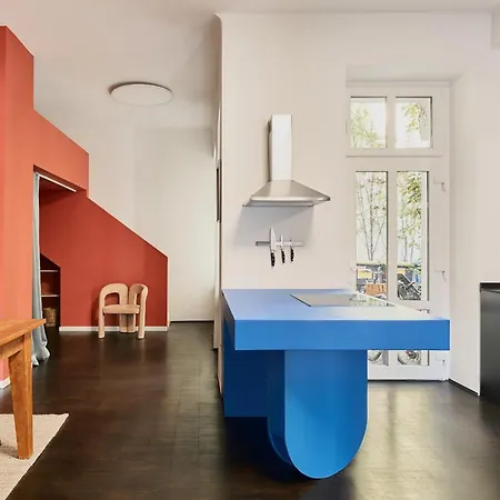 Poets Place Design In Kreuzberg - Space For 8 Persons Apartment Berlin