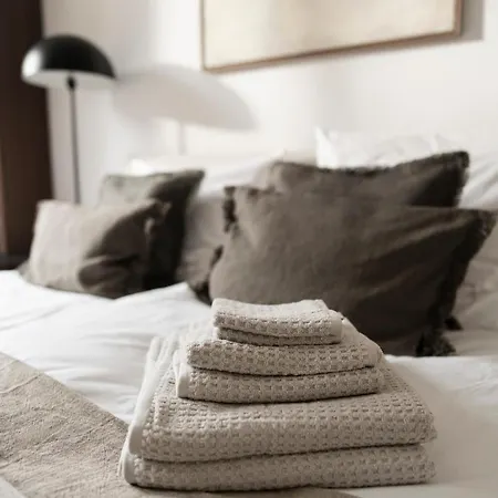 Design With Garden Apartment