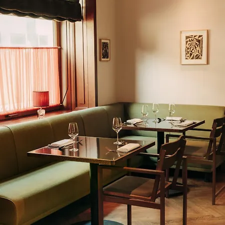 Boutique Chateau Royal فندق