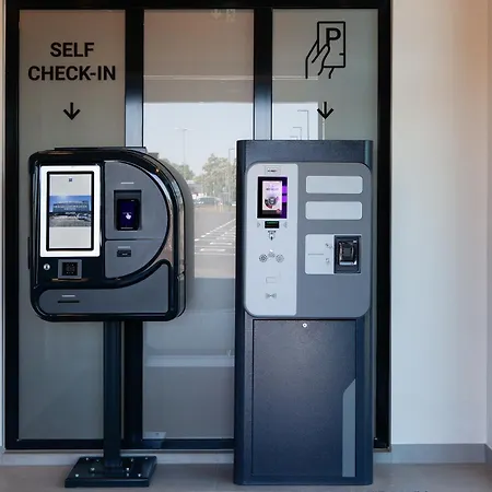 Ibis Budget Airport * Berlin