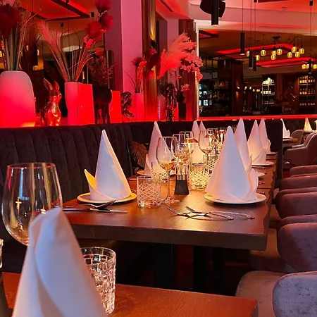 Louisa's Place Otel 5*