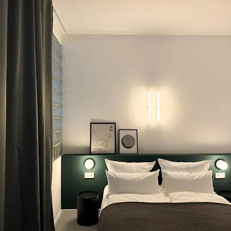Nook Am Checkpoint Charlie Apartment *