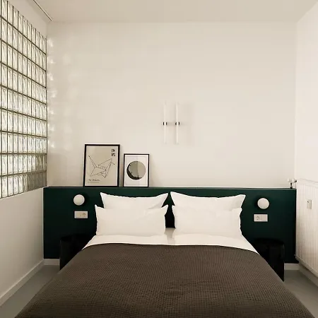 Apartment Nook Am Checkpoint Charlie *