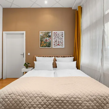 Apartment 33 J Prenzlauerberg Berlin