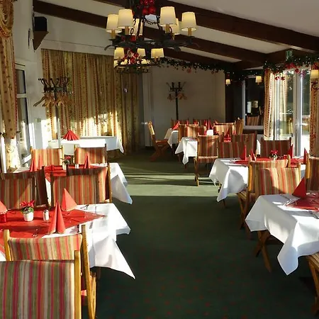 Hotel Rheinsberg Am See 4*