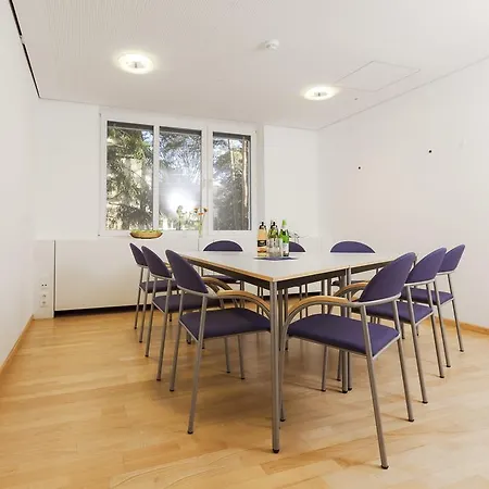Hotel Akademie Pankow 3*