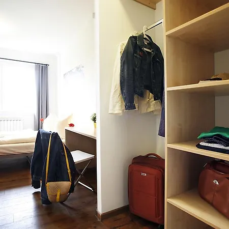 Happy Bed Hostel