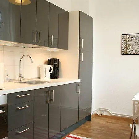 Apartment B! Berlin