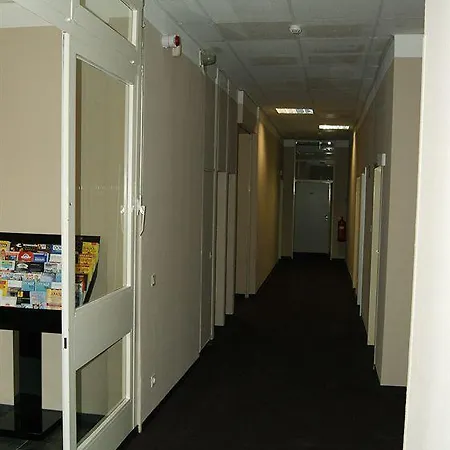 Saks Hotel 2*