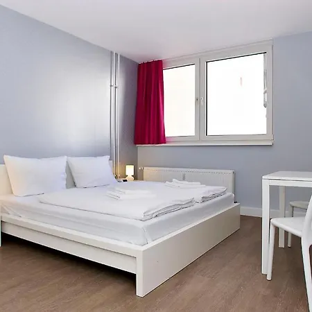 Apartmenthouse - Am Goerlitzer Park Aparthotel Berlin