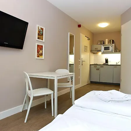 Apartmenthouse - Am Goerlitzer Park Berlin