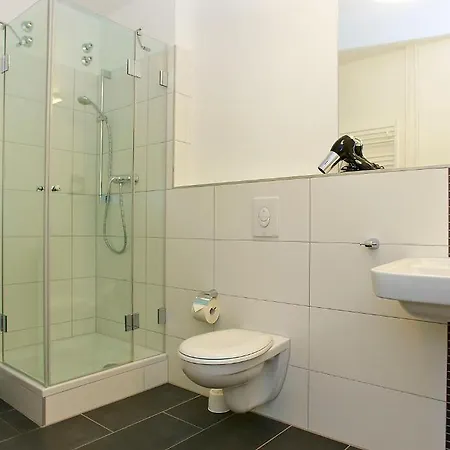 Apartmenthouse - Am Goerlitzer Park Aparthotel 3*