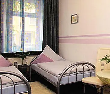 Regenbogen Guest house 2*