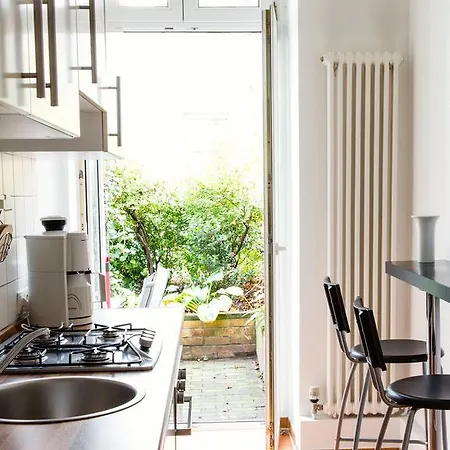 Novalis Str Mitte Apartment *