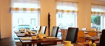 Hotel Adelante Boutique