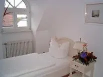 Alt-karow Gæstehus 3*
