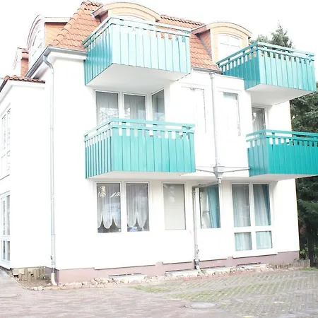 Apart-west Apartment
