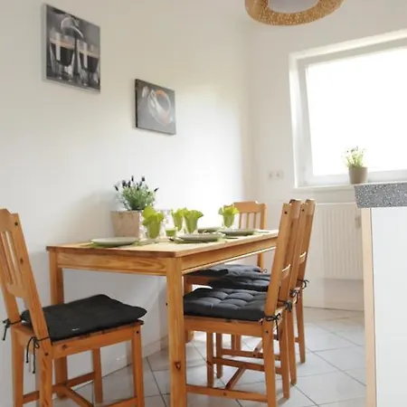 Schmidt Apartment *