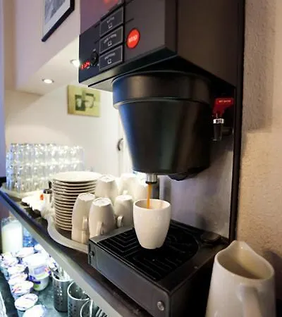 Guest house Hotel-pension Am Savignyplatz 2*